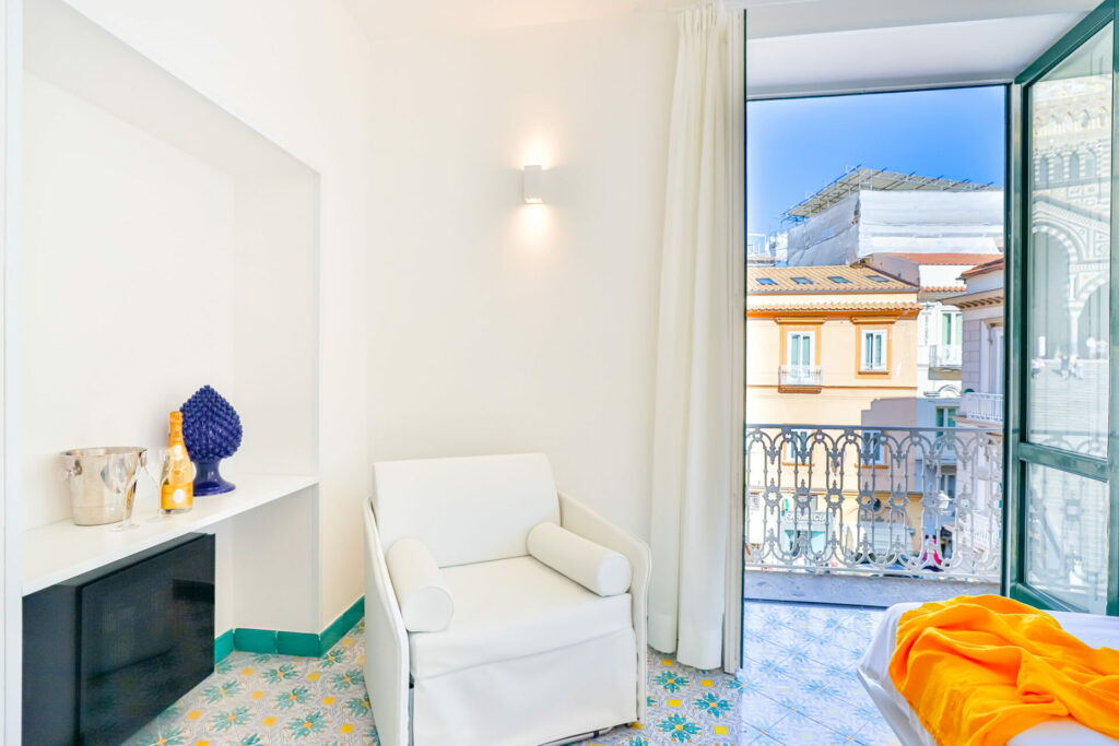 Junior Suite - Camera matrimoniale con balcone - Amalfi -Terrazza Duomo
